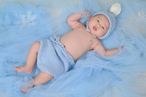 昭通摸孕妇肚子沾喜气